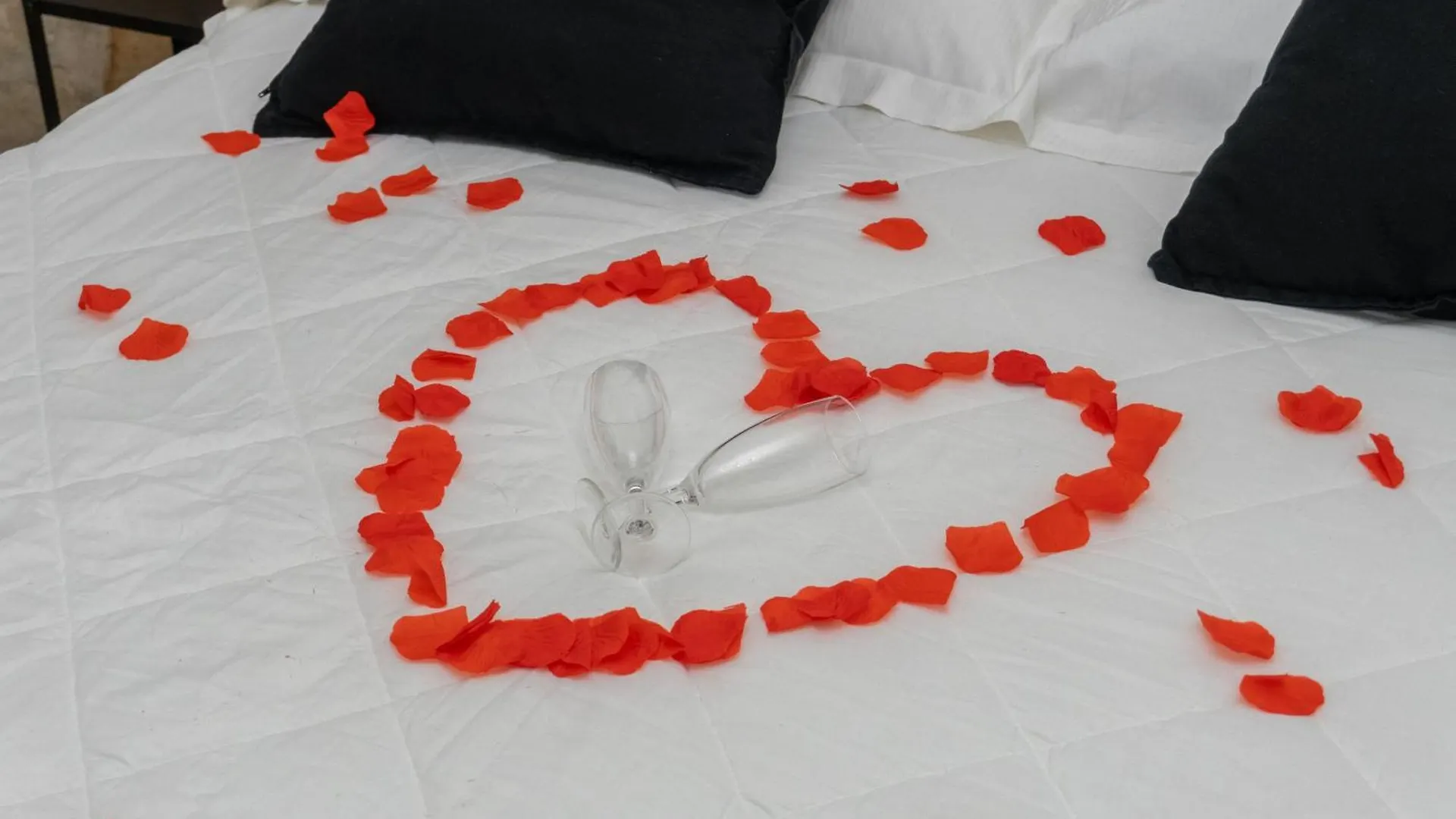 Spaccanapoli, B&B, Terrazza, Doccia Idromassaggio Naples
