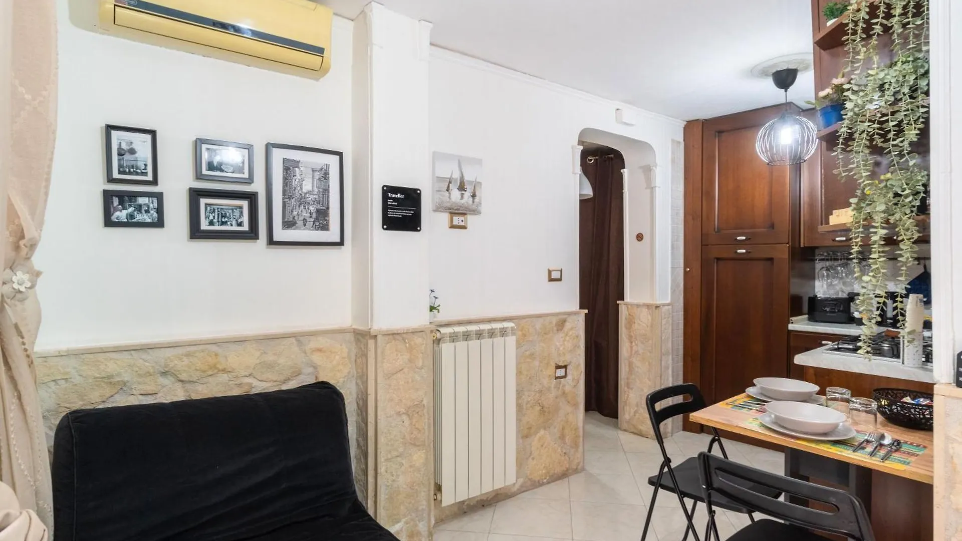 Apartment Spaccanapoli, B&B, Terrazza, Doccia Idromassaggio