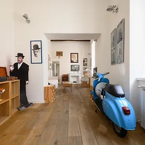Appartement Vespa, Naples