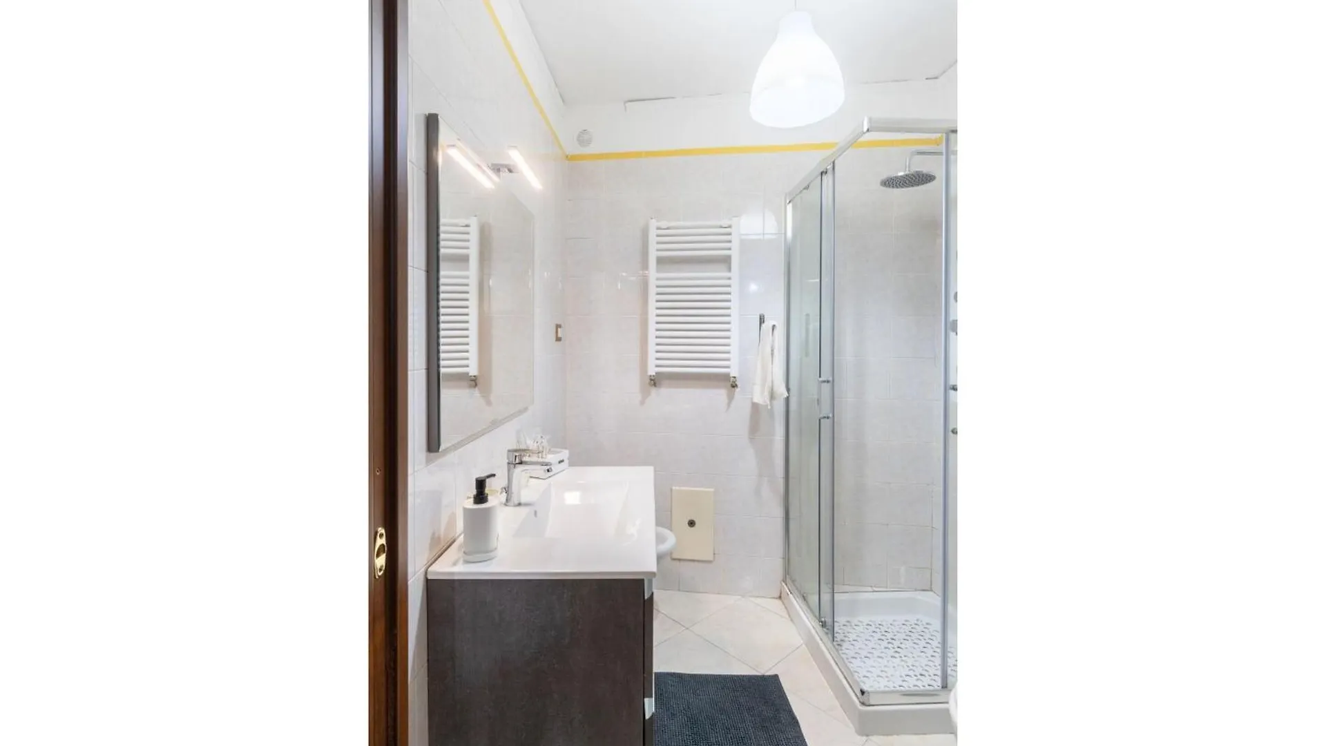 Spaccanapoli, B&B, Terrazza, Doccia Idromassaggio 0*, Naples